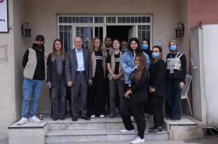 مهنا يجول مستطلعًا مراكز عامل المتضرّرة في الضاحية الجنوبية لبيروت بحضور وفد فرنسي