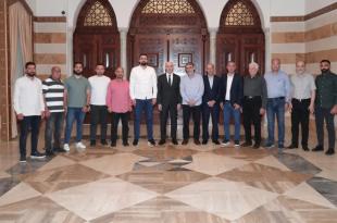 وزير الداخلية يستقبل رئيس بلدية الخيام وأعضاء المجلس: لا ملاذ للبنانيين إلا الدولة