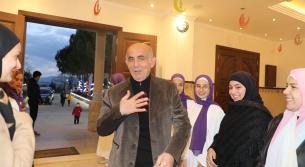 من الذاكرة الخيامية: حفل للحاج أكرم حمود.. جمع فيه المغتربين والأيتام